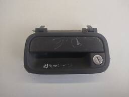 Maçaneta Externa Dianteira Esquerda GM Corsa 2P 94 A 16 