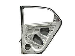 PORTA TRAS. DIREITA HB20 HATCH 2012 A 2019 PRATA RECUPERADO