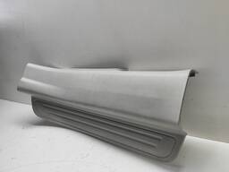 SOLEIRA PORTA TRASEIRA DIREITA CAPTIVA 3.6 V6 2008 2009 2017