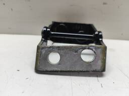 DOBRADIÇA ESQUERDA TAMPA TRAS CAPTIVA 3.6 V6 2008 A 2017