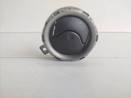Difusor Ar Interno L/Esquerdo Nissan March 12 A 16