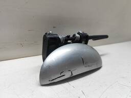 MAÇANETA DIANTEIRA ESQUERDA PEUGEOT 206 2010