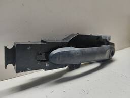 MAÇANETA DIANTEIRA ESQUERDA MARCH 2017 A 2021