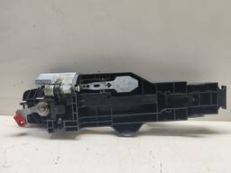 MAÇANETA DIANTEIRA ESQUERDA MARCH 2017 A 2021