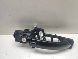 MAÇANETA DIANTEIRA ESQUERDA KA 2012 A 2020 DETALHE