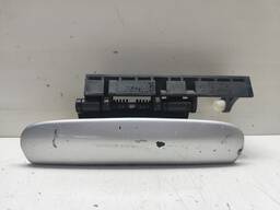 MAÇANETA TRASEIRA ESQUERDA PICASSO 2001 A 2012