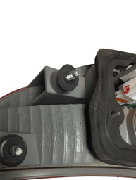 LANTERNA TRASEIRA ESQUERDA HB20 HATCH 2013 A 2019 C/ DETALHE