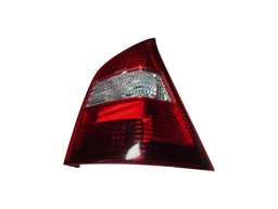 LANTERNA TRASEIRA DIREITA LIVINA 2010 A 2014