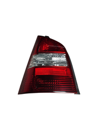 LANTERNA TRASEIRA ESQUERDA LIVINA 2010 A 2014 