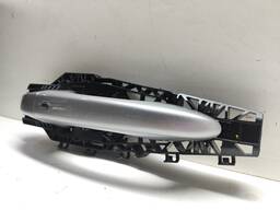 MAÇANETA DIANTEIRA DIREITA COMPASS 2017 A 2024