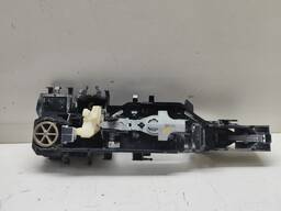 MAÇANETA DIANTEIRA DIREITA MEGANE 2008 A 2012