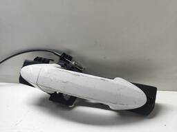 MAÇANETA DIANTEIRA DIREITA KA 2015 A 2021