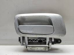 MAÇANETA DIANTEIRA DIREITA ASTRA 1999 A 2002