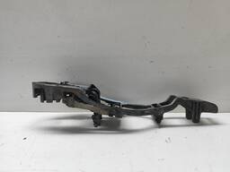 BASE MAÇANETA DIANTEIRA DITEITA GOLF 2008 A 2012