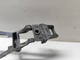 BASE MAÇANETA DIANTEIRA DITEITA GOLF 2008 A 2012