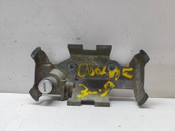 SUPORTE MAÇANETA DIANTEIRA DIREITA CORSA 1994 A 2000