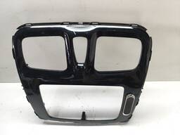 MOLDURA MULTIMÍDIA SANDERO 2014 A 2021