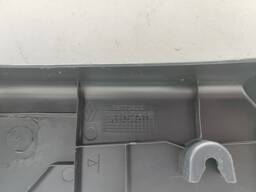 ACABAMENTO BANCO DIANTEIRO ESQUERDO SANDERO 2014 A 2021