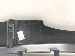 ACABAMENTO PORTA MALAS ESQUERDO SANDERO 2014 A 2021