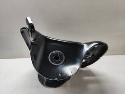 SUPORTE EIXO TRASEIRO ESQUERDO POLO 2018 A 2025