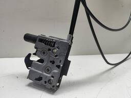 FECHADURA INFERIOR DIREITA CAPO DIANTEIRO POLO VIRTUS 2018/