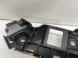 SUPORTE PARA-CHOQUE TRASEIRO ESQUERDO POLO 2018 A 2025