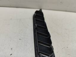 DIFUSOR SAÍDA AR PAINEL ESQUERDO POLO 2018 A 2025