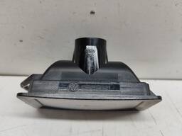 LANTERNA LUZ PLACA POLO 2018 A 2025