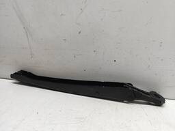 BRAÇO LIMPADOR TRASEIRO POLO 2018 A 2025