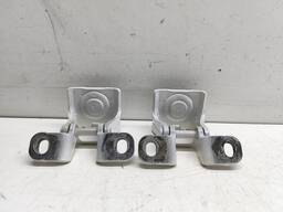 PAR DOBRADIÇAS TAMPA TRASEIRA POLO 2018 A 2025