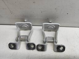 PAR DOBRADIÇAS TAMPA TRASEIRA POLO 2018 A 2025