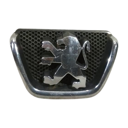EMBLEMA GRADE DIANTEIRA PEUGEOT 206 2009