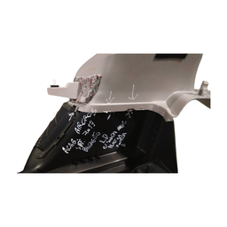 SUPORTE ACABAMENTO DIREITO COLUNA TRASEIRA AIRCROSS 2017