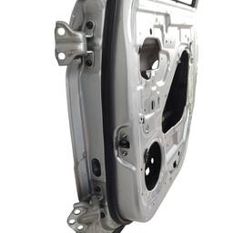 PORTA TRASEIRA DIREITA SSANGYONG ACTYON SPORT 2008 A 2018