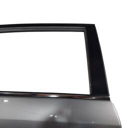 PORTA TRASEIRA DIREITA GM CAPTIVA 2008 2009 2010 2011 Á 2017