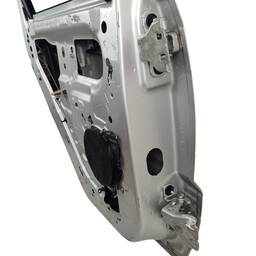 PORTA TRASEIRA ESQUERDA JEEP GRAND CHEROKEE 2005 A 2010 