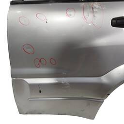 PORTA TRASEIRA ESQUERDA CHEVROLET TRACKER 2001 A 2008 2009 