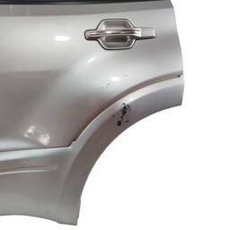 PORTA TRASEIRA ESQUERDA PAJERO FULL 2001 2002 A 2020 2021