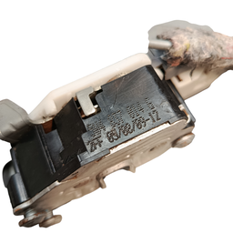 FECHADURA PORTA DIANTEIRA DIREITA GOL G4 2013