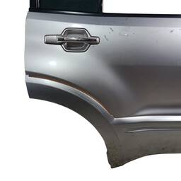 PORTA TRASEIRA DIREITA MITSUBISHI PAJERO FULL 2001 Á 2021
