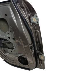 PORTA TRASEIRA ESQUERDA CAPTIVA 2008 2009 2010 2011 Á 2017