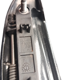 MAÇANETA INT. DIANTEIRA/TRASEIRA DIREITA ONIX PRISMA 13 A 20