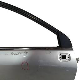 PORTA DIANTEIRA DIREITA GM CAPTIVA 2008 2009 2010 À 2017