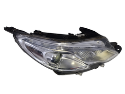 FAROL DIREITO PEUGEOT 2008 2015 A 2023 C/ LED