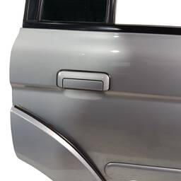 PORTA TRASEIRA DIREITA MITSUBISHI PAJERO SPORT 2005 A 2011