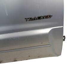 PORTA DIANTEIRA DIREITA GM TRACKER 2001 A 2009 ORIGINAL