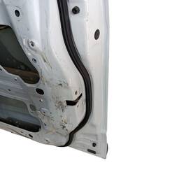 PORTA DIANTEIRA DIREITA GM TRAILBLAZER S10 2012 Á 2023 