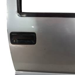 PORTA DIANTEIRA DIREITA GM  BLAZER S10 1995 1996 Á 2010 2011