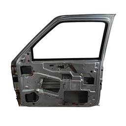 PORTA DIANTEIRA DIREITA GM  BLAZER S10 1995 1996 Á 2010 2011