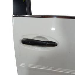 PORTA DIANTEIRA DIREITA NISSAN FRONTIER 2017 Á 2023